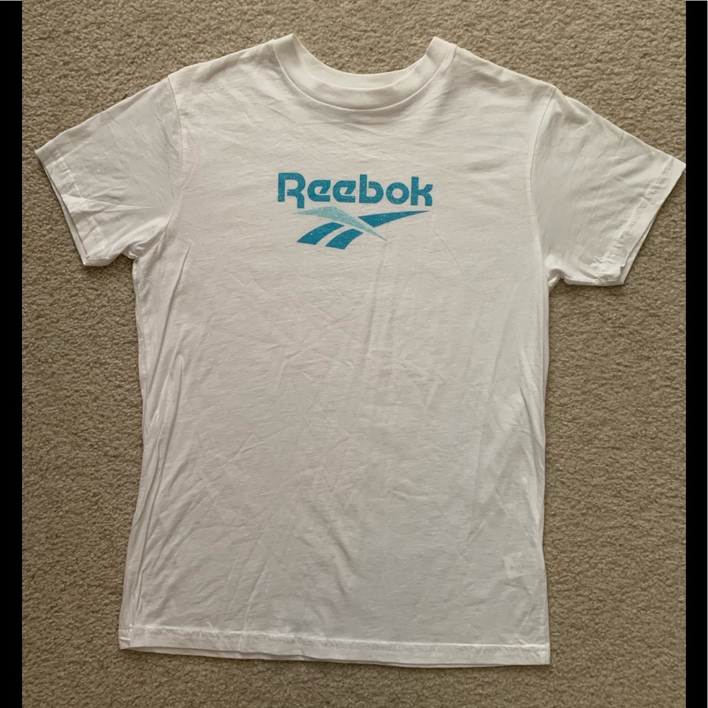 NWOT Reebok t-shirt size M
